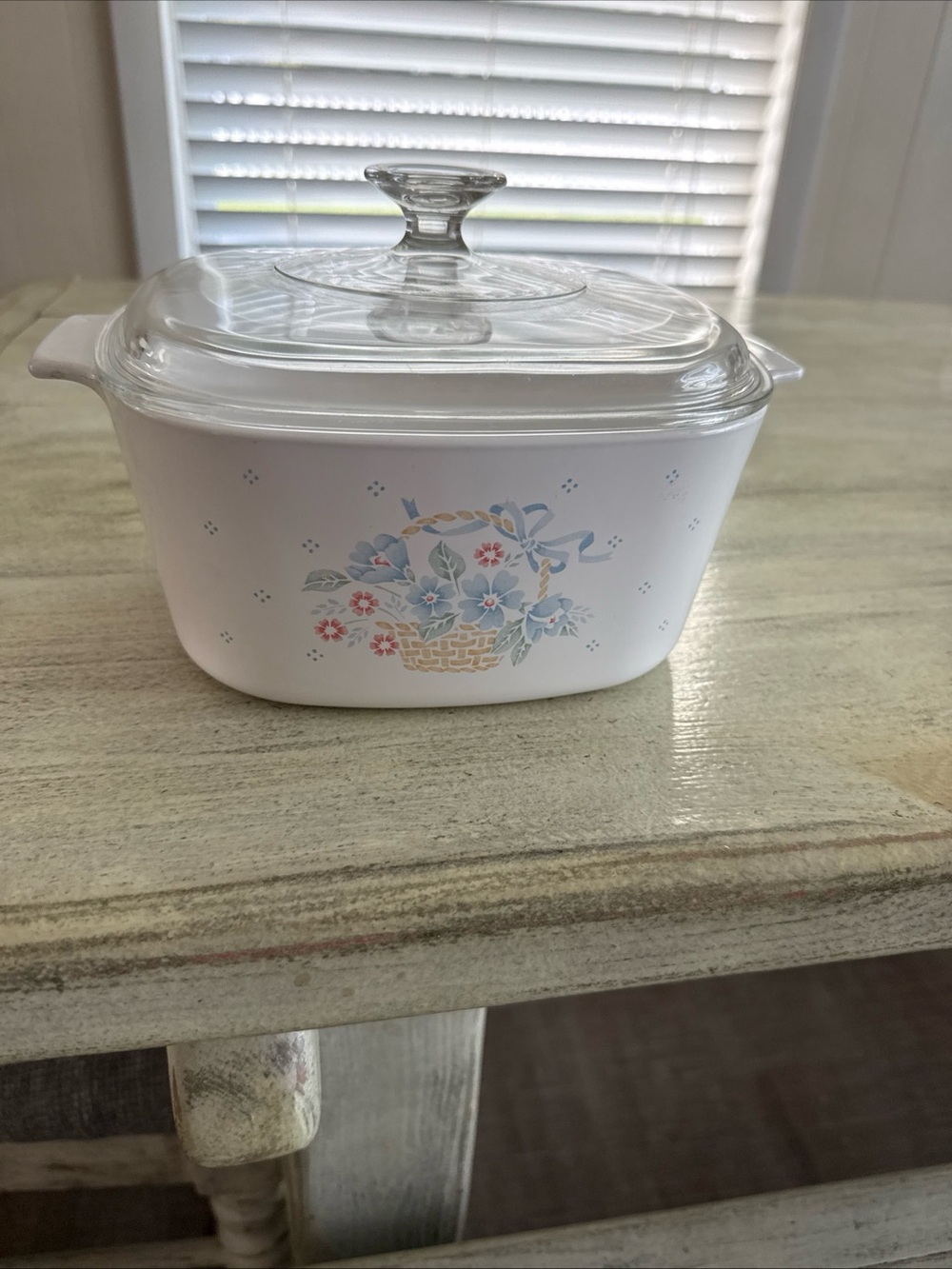 Corning Ware Covered Casserole Dish with Clear Lid